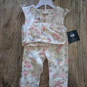 Laura Ashley 2-piece set (18 months)